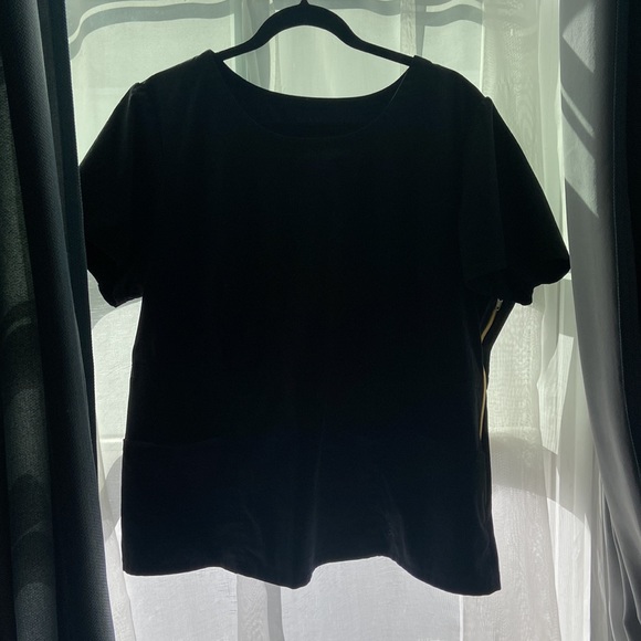 Jaanuu peplum top with gold zipper. - Picture 4 of 7